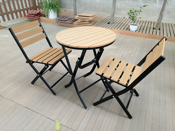 圓桌及配套椅子 (5)