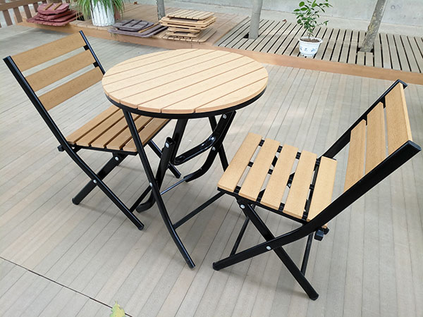 圓桌及配套椅子 (8)